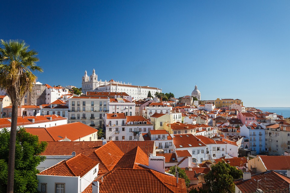 Lisabon Kultura pamatky a nekonecne plaze