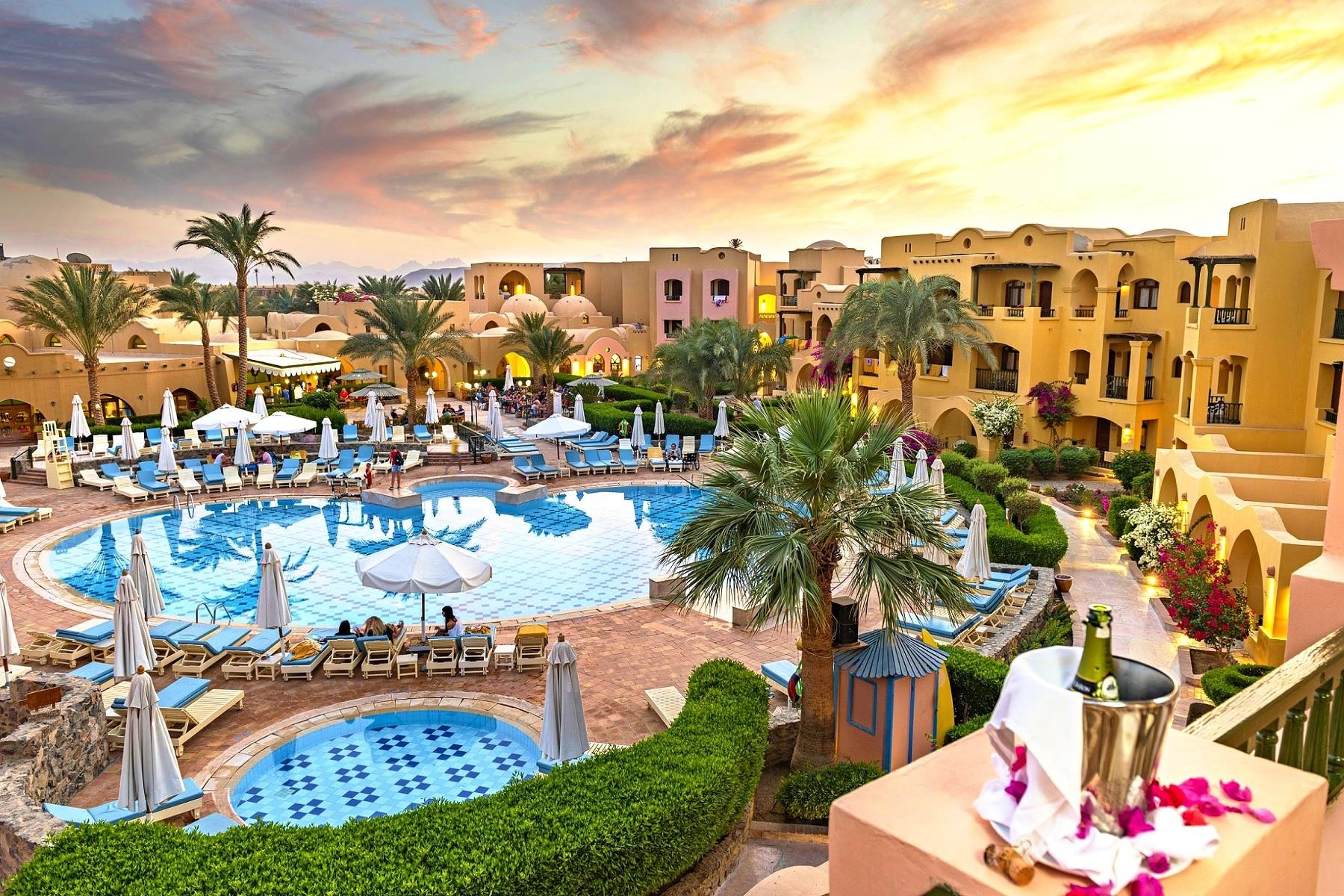 thethreecorners redsea el gouna rihana resort deluxe sunset pool 2 scaled 179