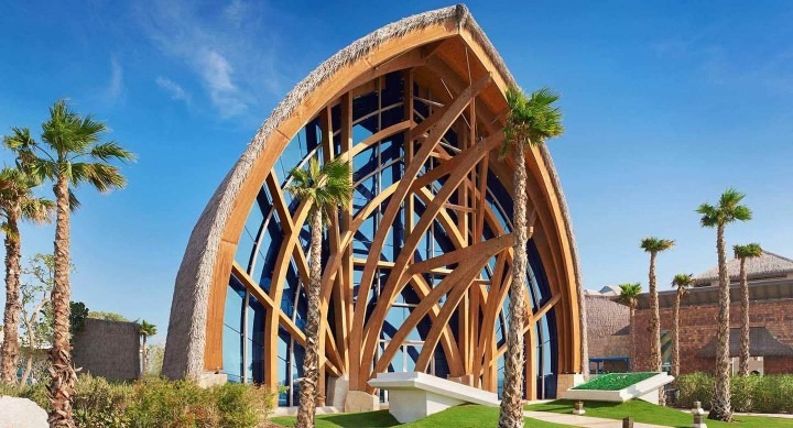 1 hlavni vstup do recepce