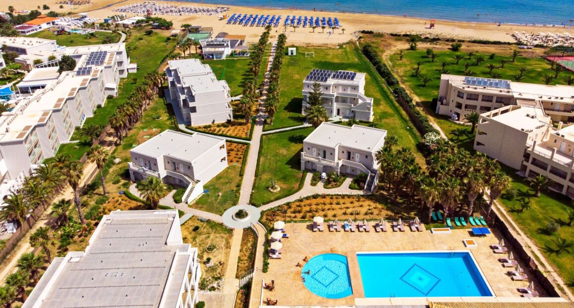 Delfina Tropic