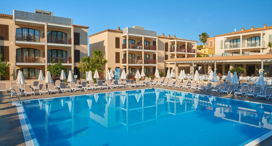Protur Floriana Resort