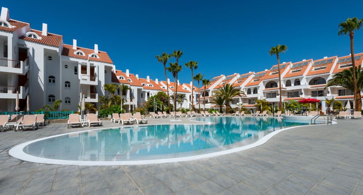 Paradise Park Fun Lifestyle Hotel