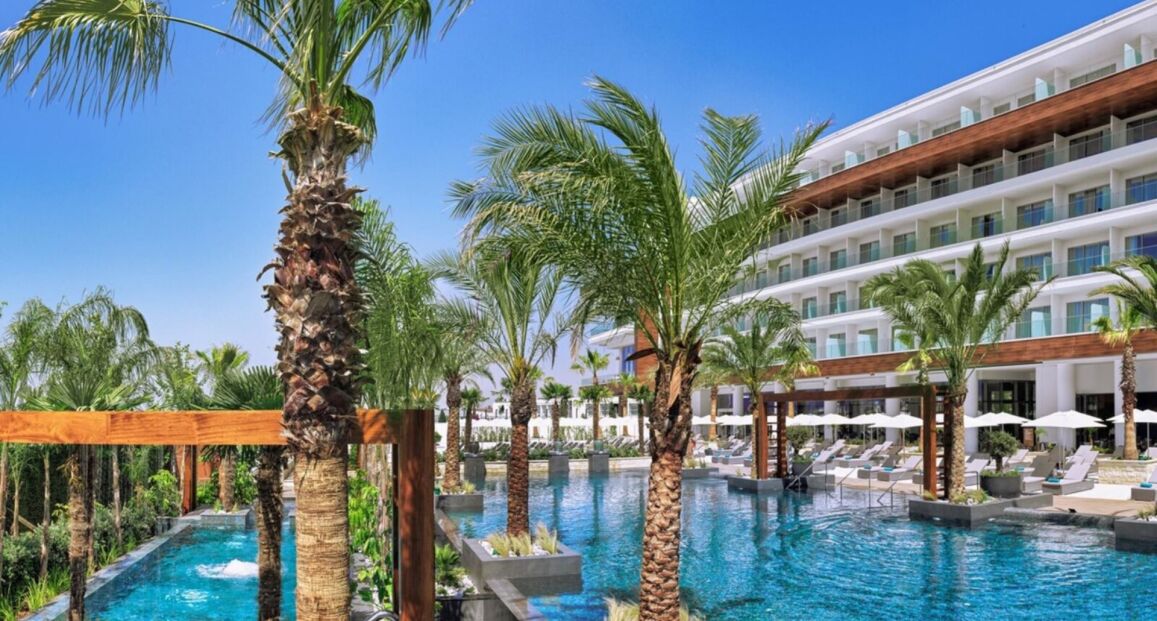 Amanti – MadeForTwo Hotels