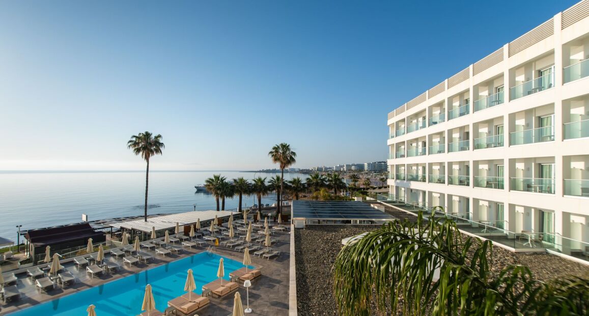 Evalena Beach Hotel přímo u pláže na Kypru