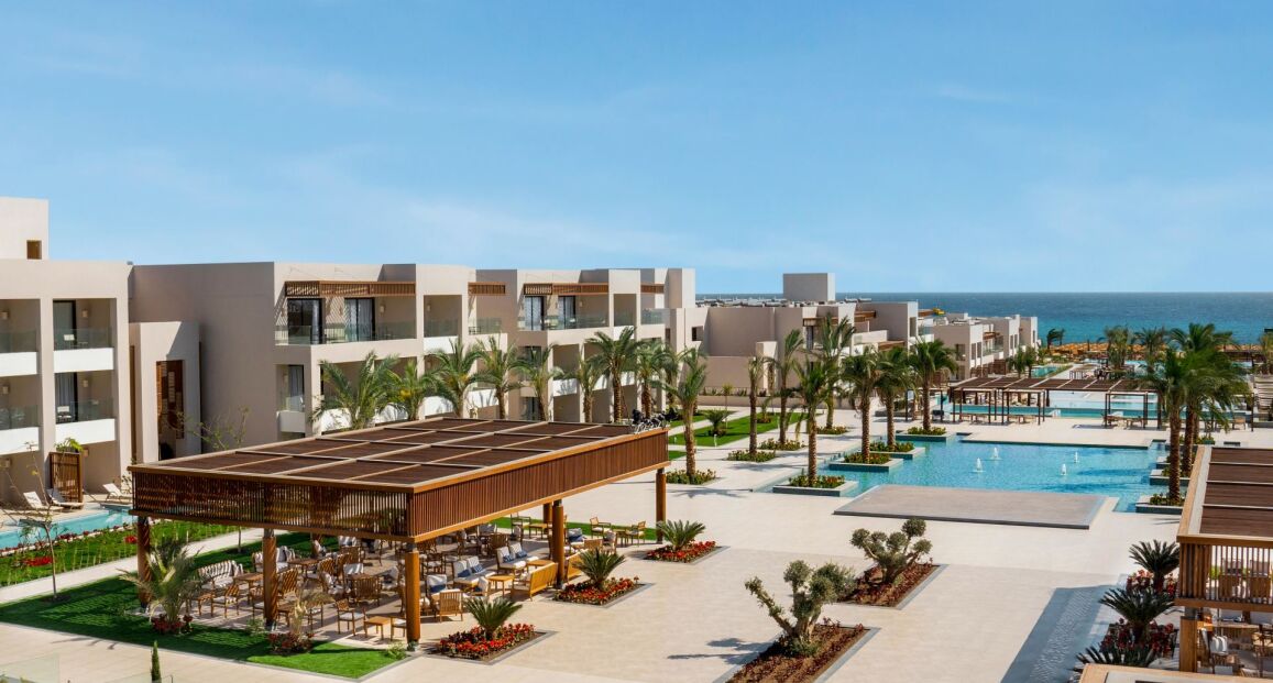 Hotel Jaz Elite Amara u pláže s moderním ubytováním a skvělými službami.