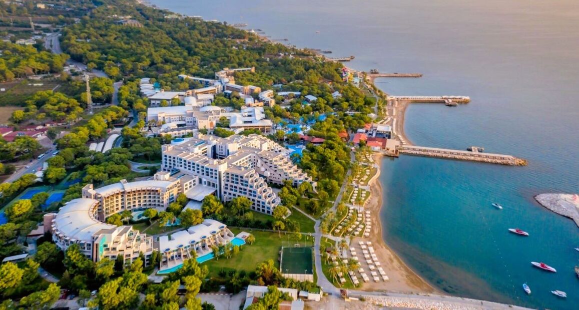 Rixos Sungate – The Land of Legends Theme Park Free Access