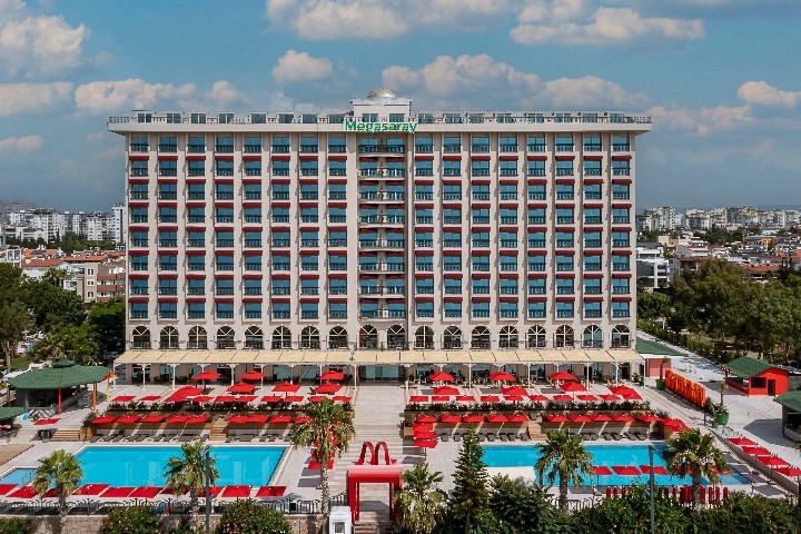 Hotel Megasaray WestBeach u pláže v Antalyi