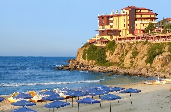 Hotel Parnas s výhledem na pláž v Sozopolu