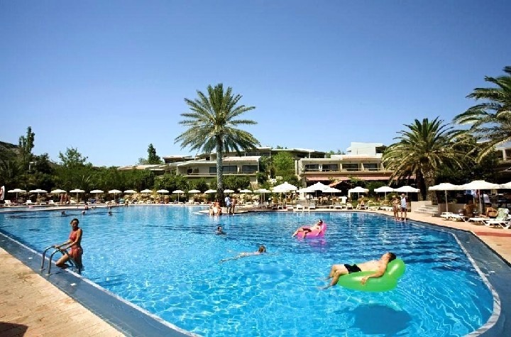 Hotel Cathrin s bazénem a zahradou na Rhodosu