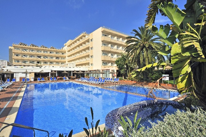 Hotel Globales Pionero Santa Ponsa Park v klidné části letoviska Santa Ponsa