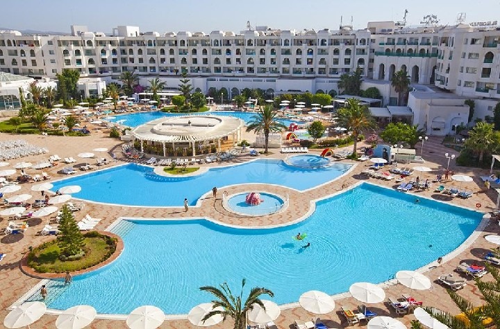 Hotel El Mouradi El Menzah u pláže v Yasmine Hammamet