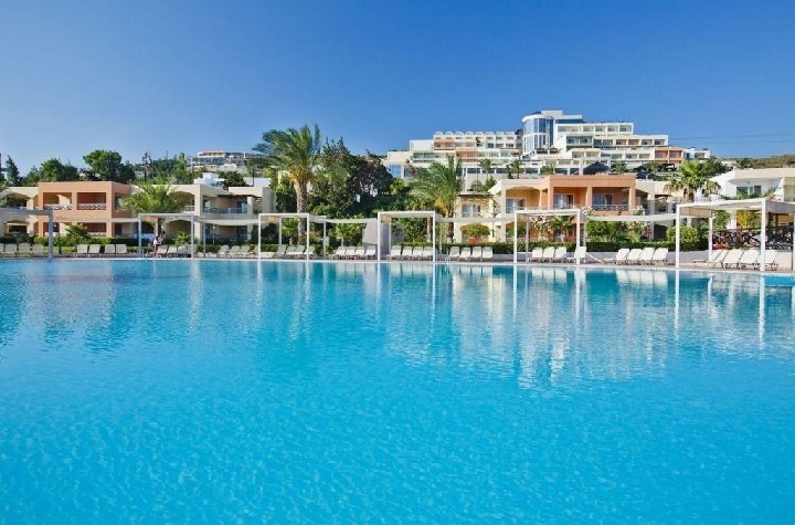 Hotel Kipriotis Maris & Suites blízko pláže na ostrově Kos.