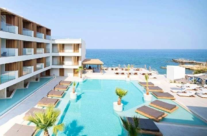 Akasha Beach Hotel & SPA