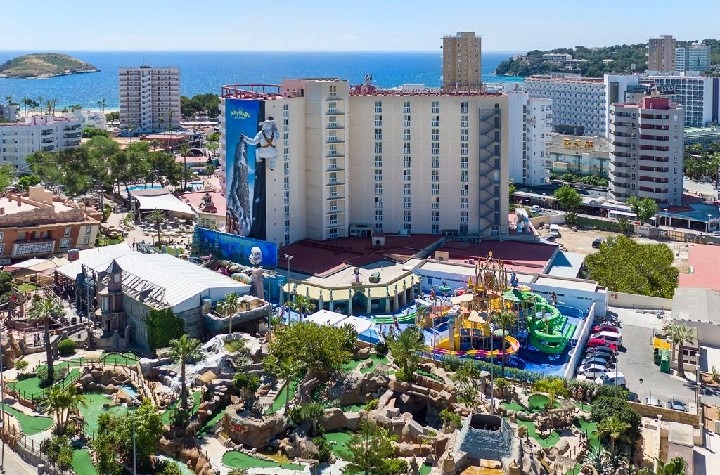Hotel Sol Katmandu Park & Resort v Magalufu s aquaparkem pro děti.