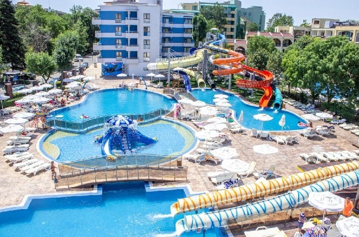 Hotel Kuban Resort & Aqua Park v centru Slunečného pobřeží