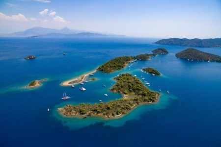 Zájezd do Turecka s návštěvou Pamukkale a plavbou po řece Dalyan.