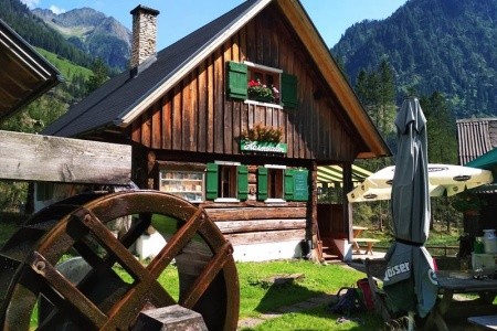 Horské salaše v oblasti Schladming Dachstein