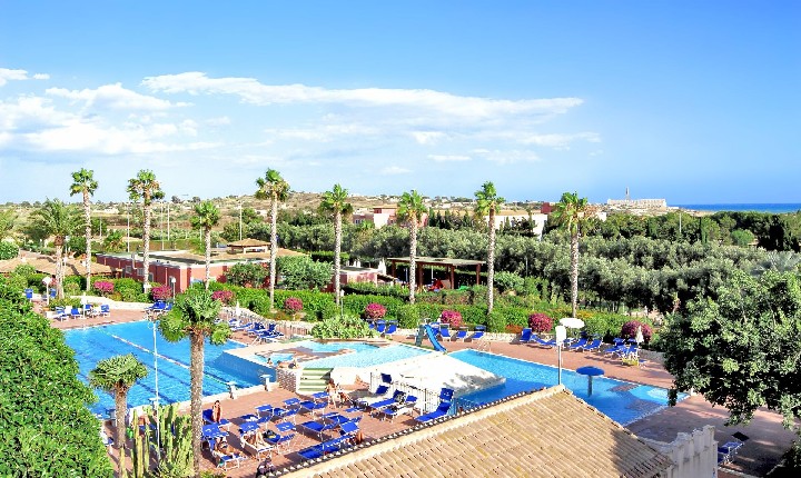 Hotel IGV Baia Samuele v údolí Noto na Sicílii