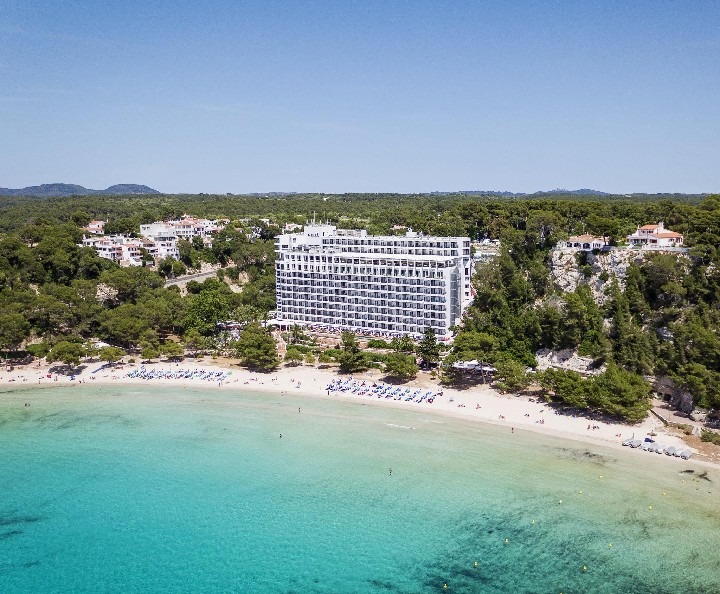 Hotel Meliá Cala Galdana u krásné pláže na Menorce
