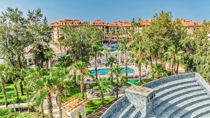 Hotel Numa Club Side u krásné písečné pláže v Turecku.