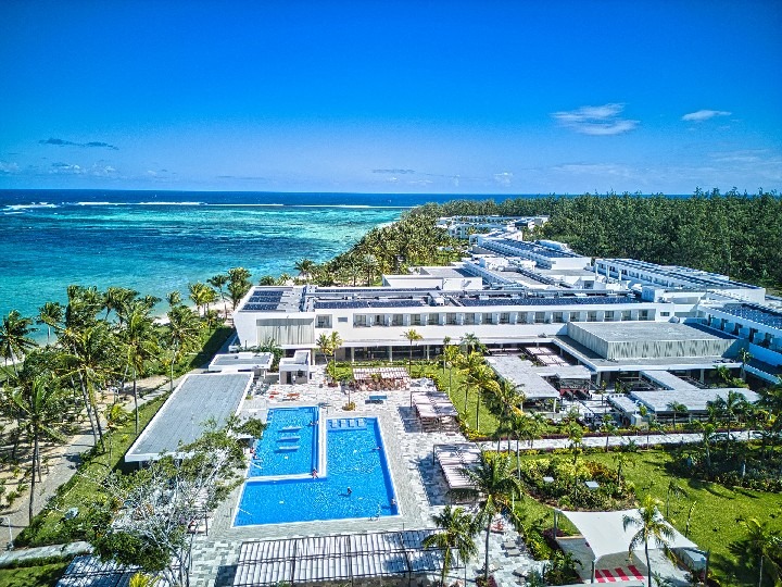 Hotel RIU Turquoise na pláži na poloostrově Le Morne