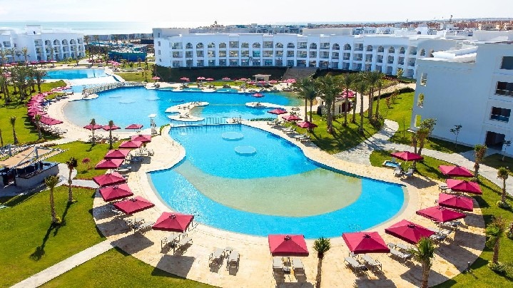 Rixos Radamis Sharm El Sheikh, luxusní resort u pláže v Nabq Bay