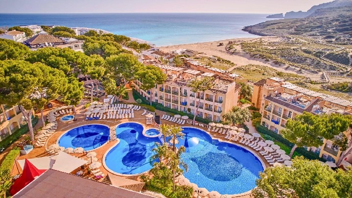 Zafiro Cala Mesquida