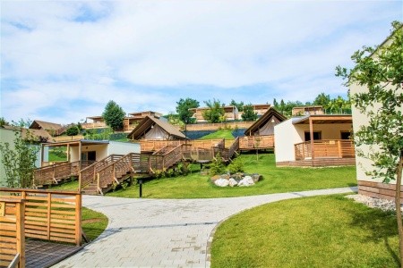 Luxusní vilky Bioterme Glamping Sun Valley v přírodě Slovinska