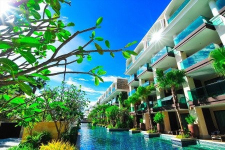 Hotel Graceland Phuket Resort & Spa s výhledem na pláž