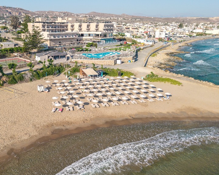 Hotel Themis Beach u pláže v letovisku Kokkini Chani