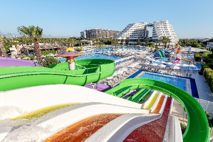 Miracle Resort