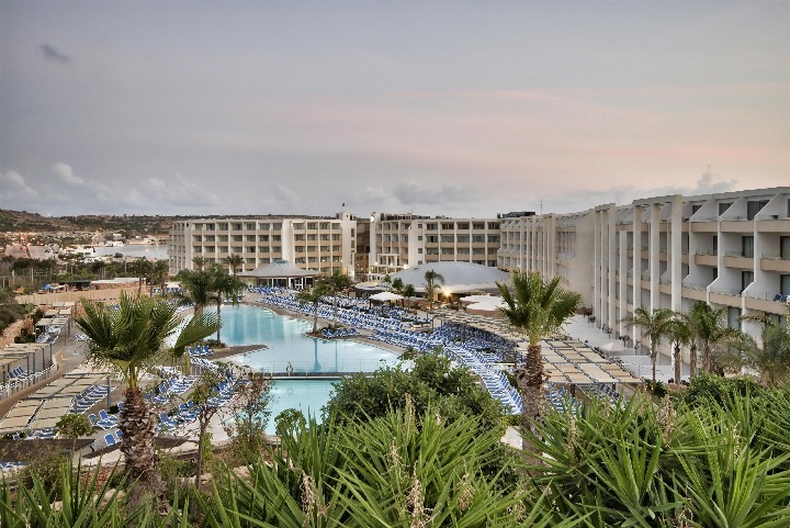 DB Seabank Resort & Spa blízko pláže na Maltě