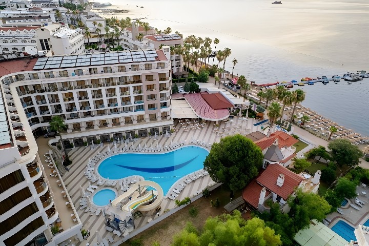 Golden Rock Beach Hotel