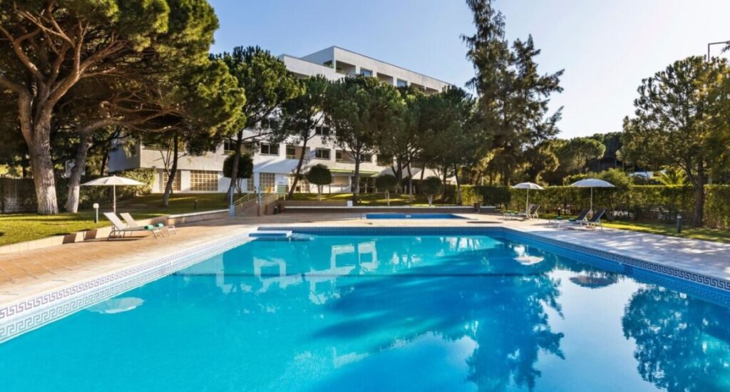 Patio Suite Hotel s moderními apartmány v Algarve.