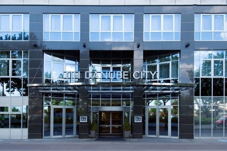 Hotel NH Danube City v blízkosti Dunaje a Donauparku