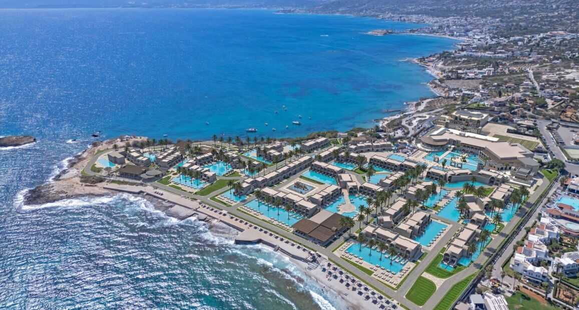 Hotel Nana Royal s moderním ubytováním v přírodní lokalitě