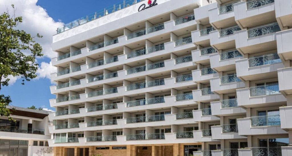 Hotel Amelia Superior s výhledem na moře a pláž