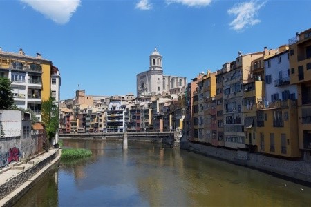 Poznávací zájezd do Katalánska a Andorry s návštěvou Girony a Vall de Núria.