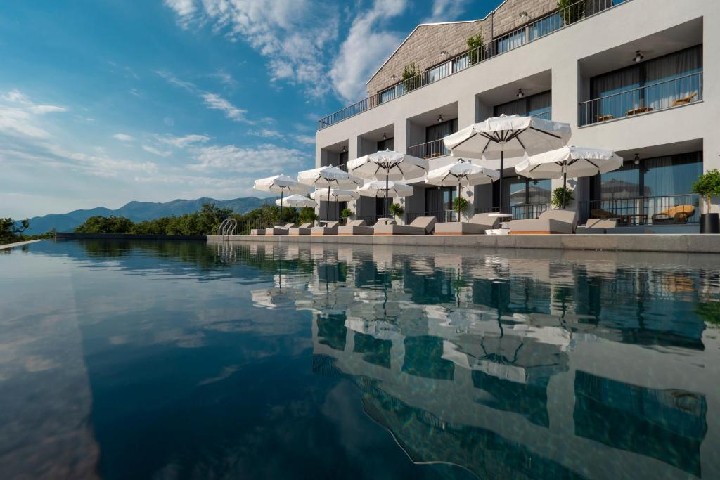 Vivid Blue Serenity Resort s panoramatickým výhledem na Jadran