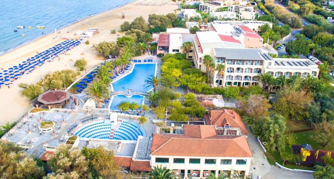 Hotel Mare Monte Beach přímo u pláže na Krétě.