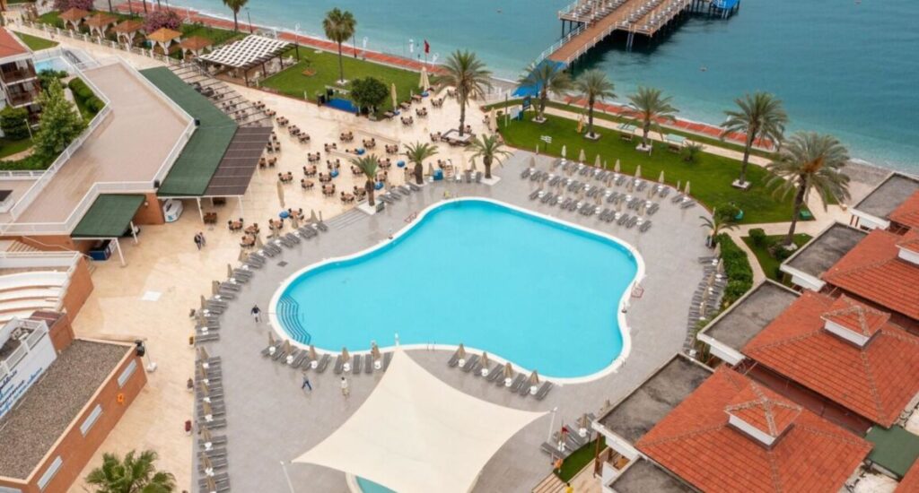 Corendon Hydros Club Kemer s bungalovy a pláží