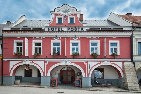 Hotel v Českém ráji na náměstí s pohodlnými pokoji
