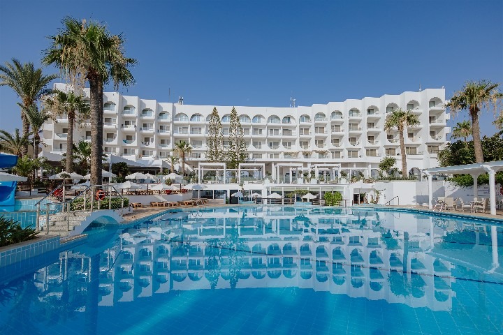 golden coast beach hotel 6