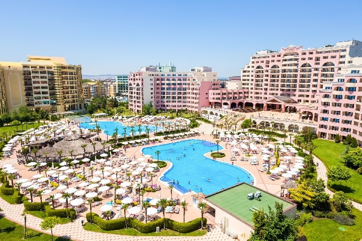 DIT Majestic Beach Resort