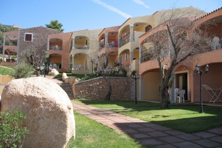 Residence I Giardini Di Badus