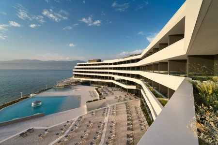 Grand Hotel View s výhledem na moře v obci Postira