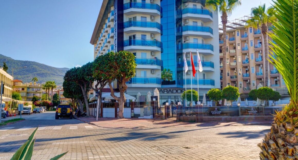 Parador Hotel s moderním ubytováním a wellness službami