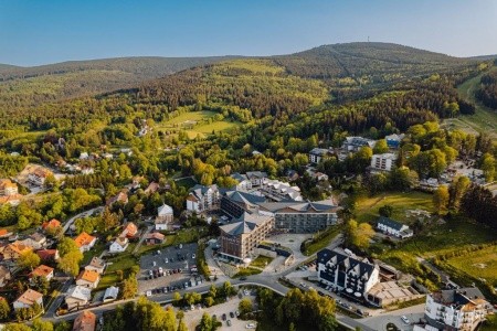 Elements Hotel & Spa v Jizerských horách s wellness a bazénem