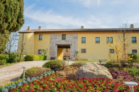 Hotel Relais Corte Cavalli v historickém komplexu u Lago di Garda