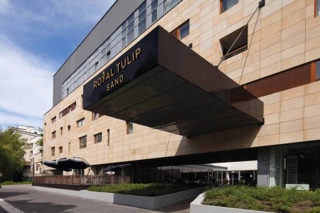 Royal Tulip Sand Hotel